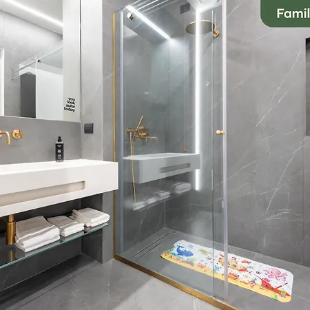 Limehome Palazzo Bn Apartment *