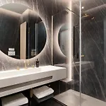 Limehome Palazzo Bn شقة