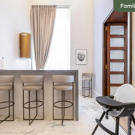 Limehome Palazzo Bn *