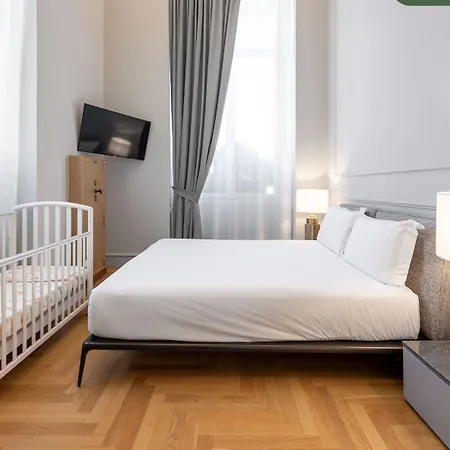Limehome Palazzo Bn Лечче