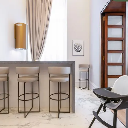 Limehome Palazzo Bn Apartman