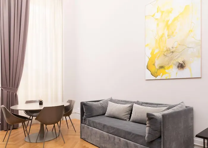 Limehome Palazzo Bn Apartment *