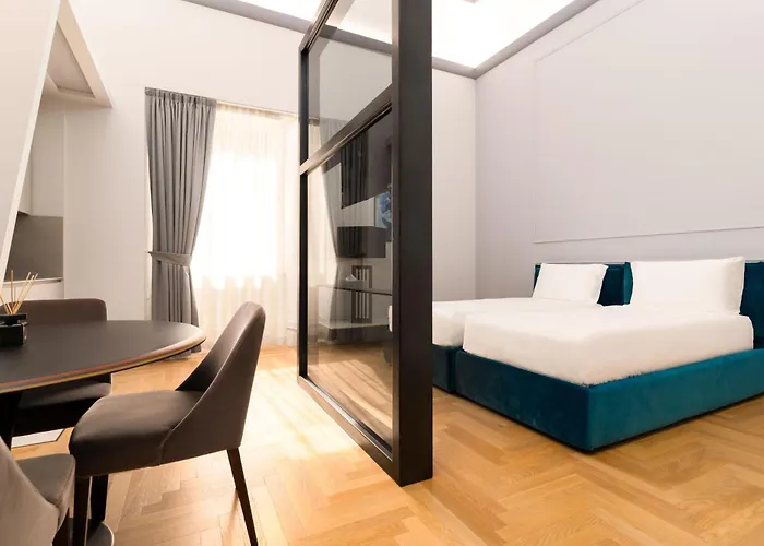 Limehome Palazzo Bn *